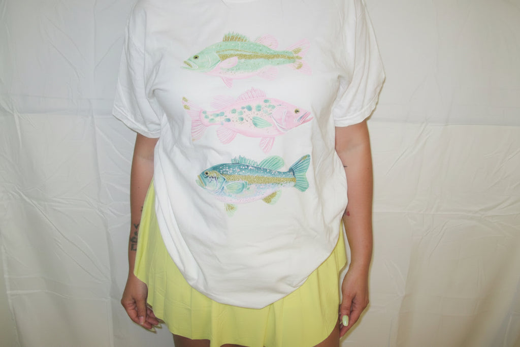 Fish Graphic Tee-Shirt